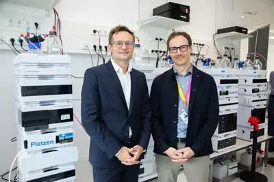 Stefan Steger (Stefan Steger, Site Head Biotechnology Drug Substance Kundl), Roland Gander (Global Head Large Molecules, Cell & Gene Therapies, Novartis Operations)